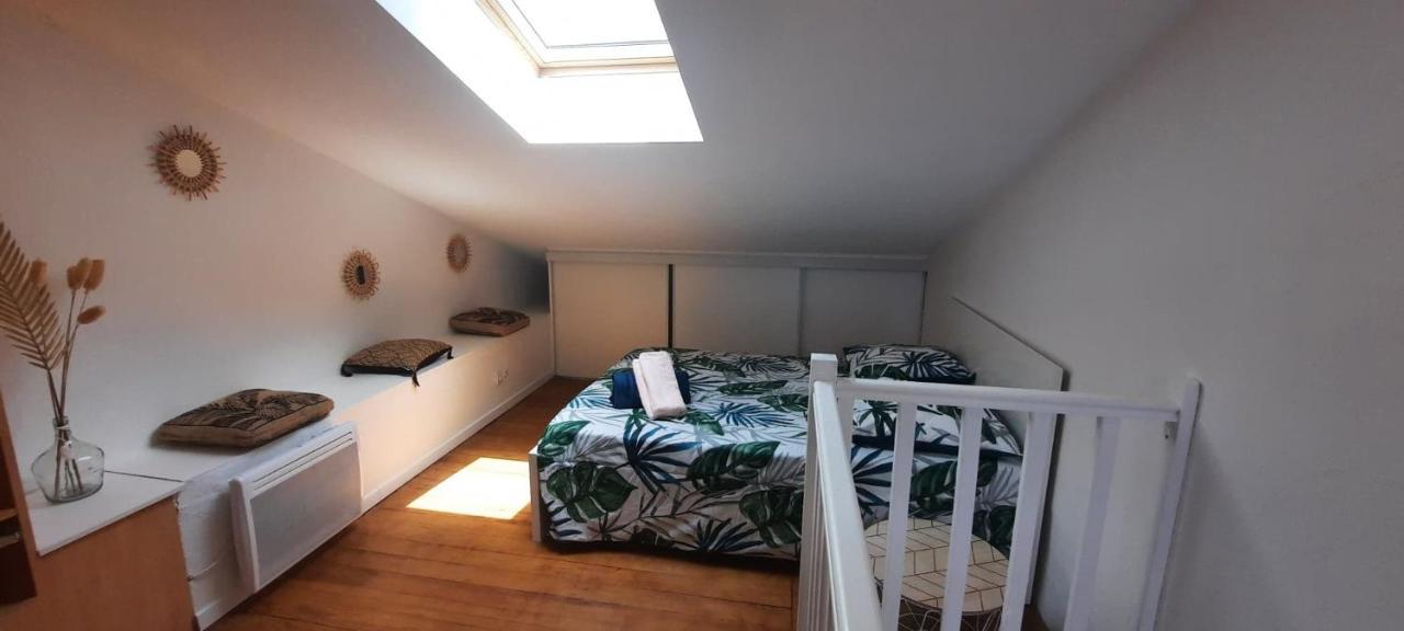 Superbe Appartement Avec Balcon Vue Mer ! Carqueiranne Luaran gambar